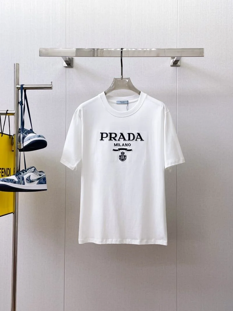 Trendy Prada T-Shirts 166956