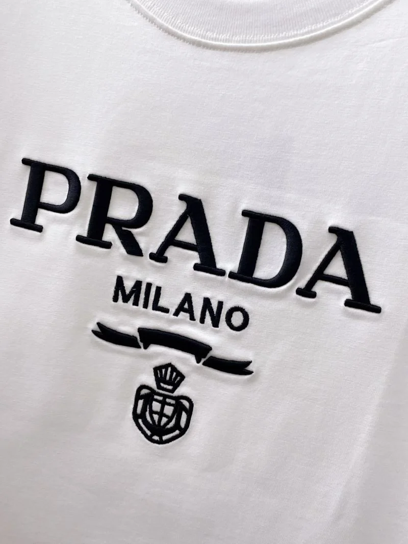 Trendy Prada T-Shirts 166956