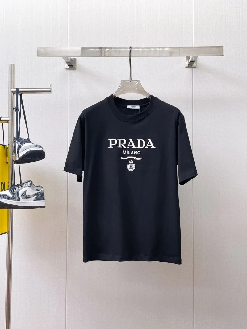 Prada T-Shirts Unisex 166952
