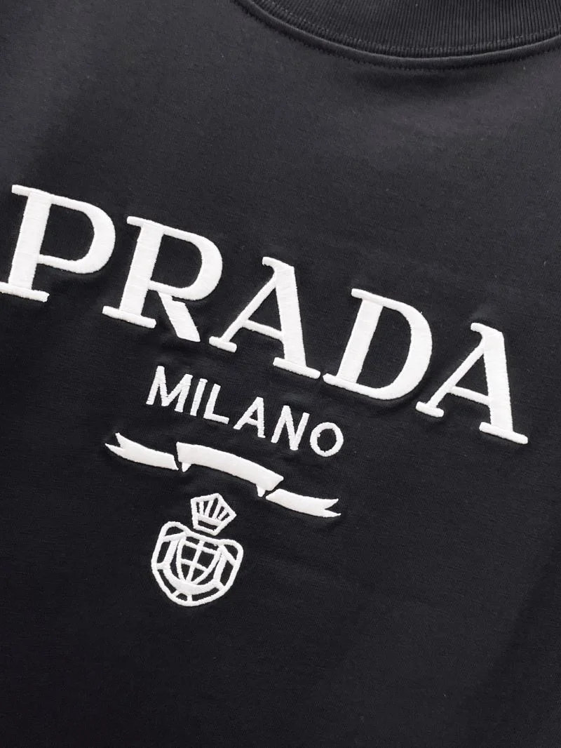 Prada T-Shirts Unisex 166952