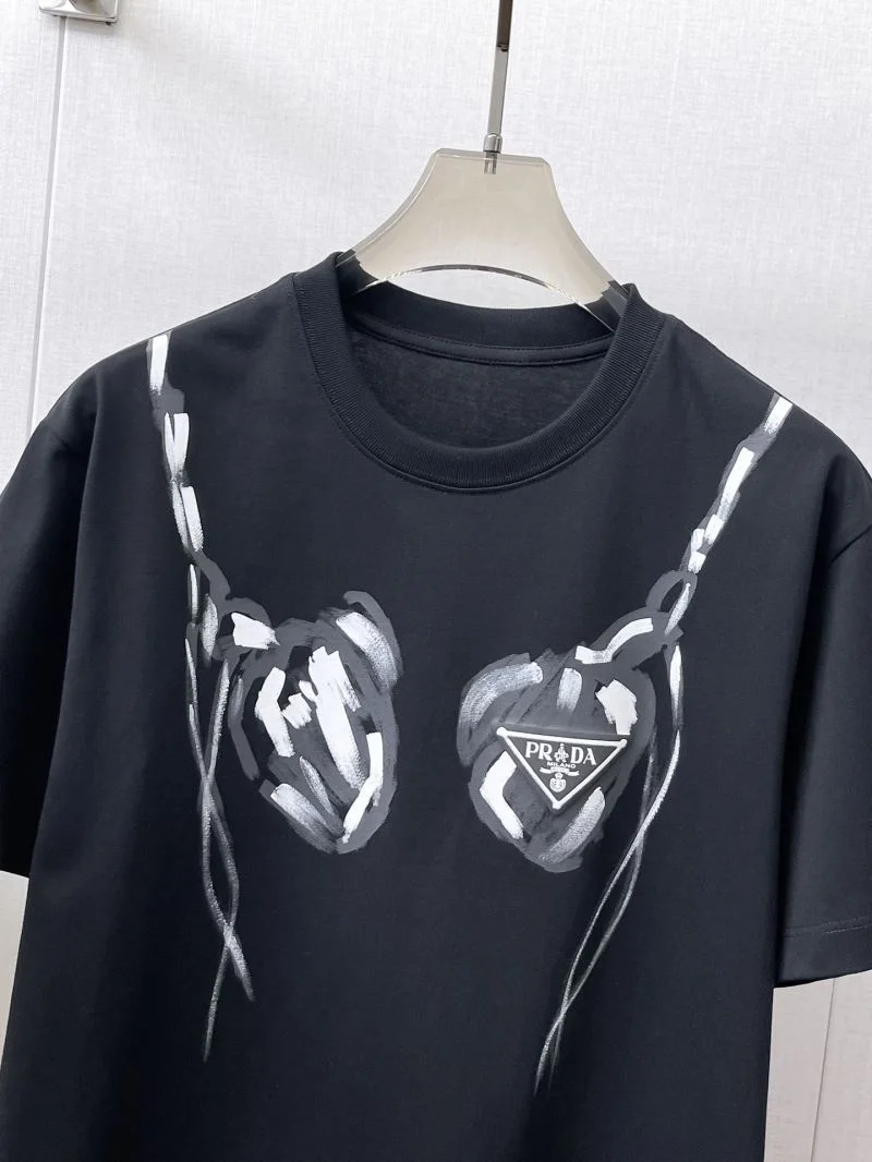 Flexible Prada T-Shirts 166961