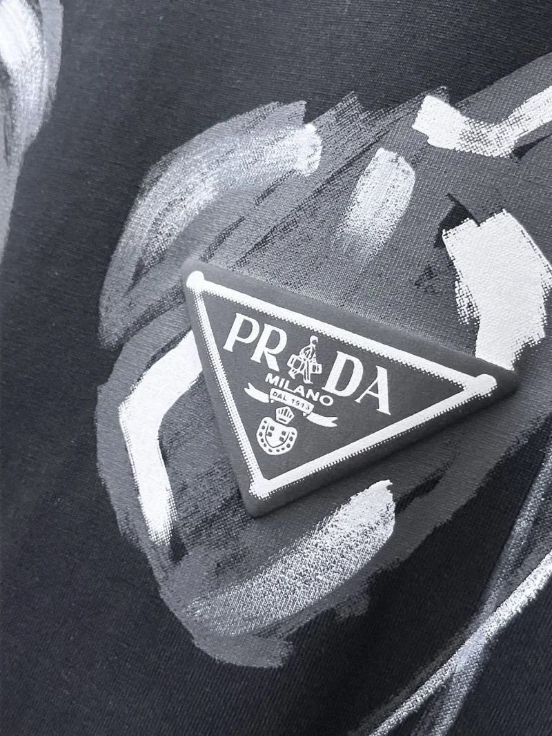 Flexible Prada T-Shirts 166961