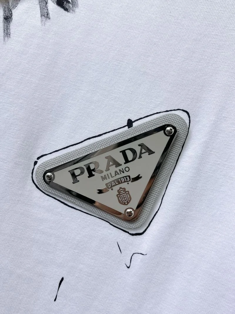 RelaxedFit Prada T-Shirts 166953