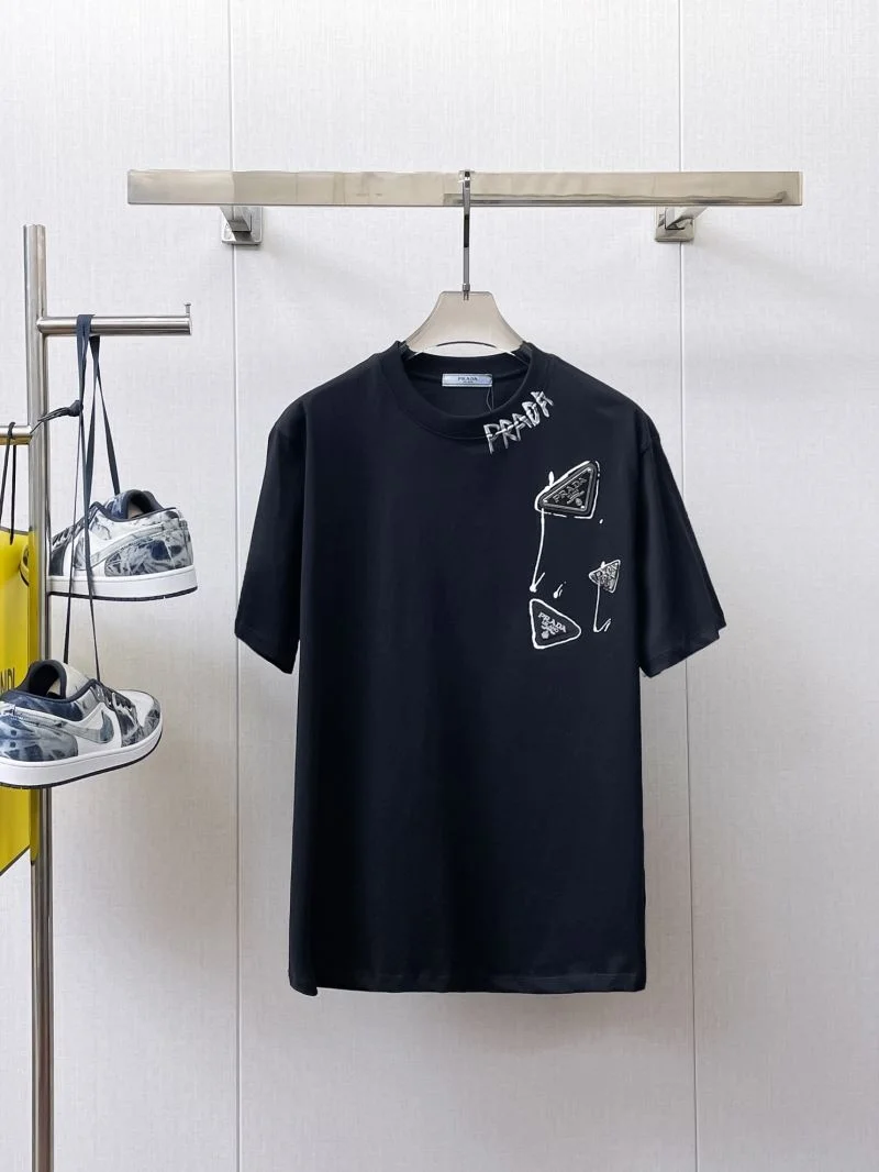 Prada T-Shirts Elegant 166983