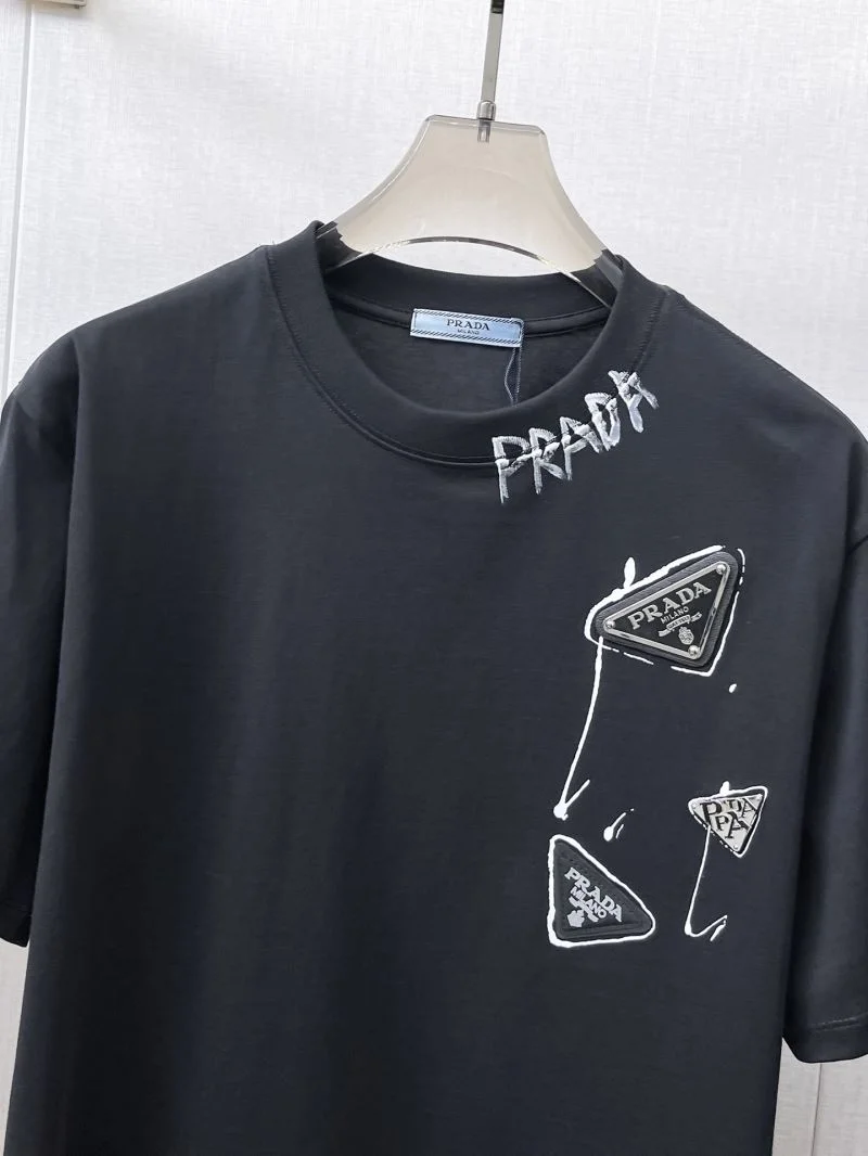 Prada T-Shirts Elegant 166983