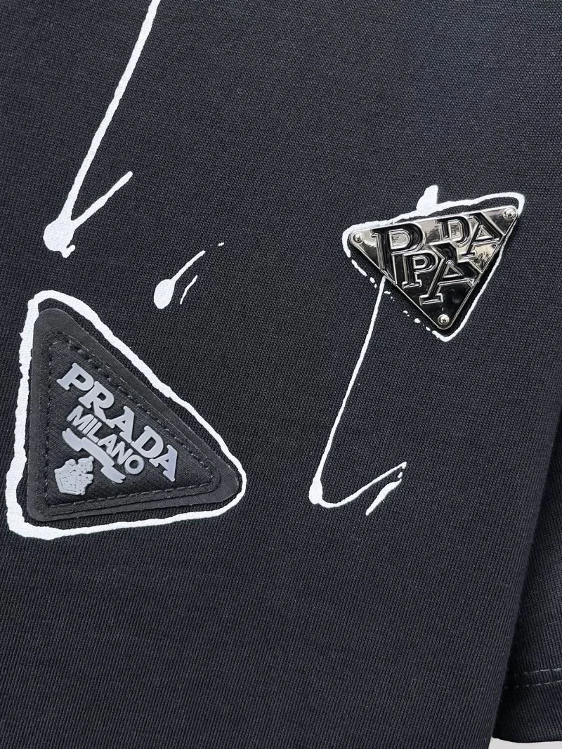 Prada T-Shirts Elegant 166983