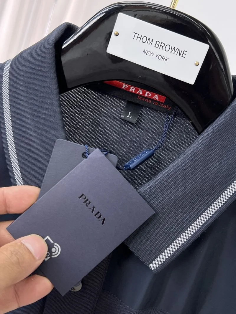 Prada T-Shirts Snug 166950