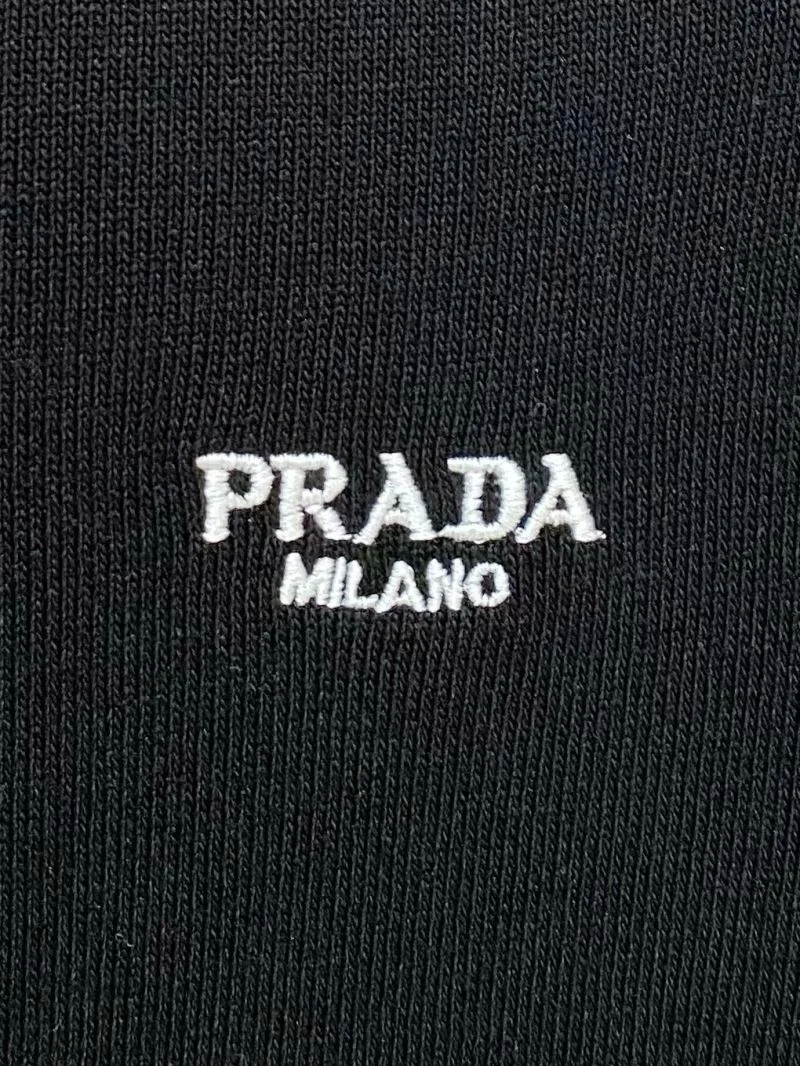 Prada T-Shirts Comfortable 166946