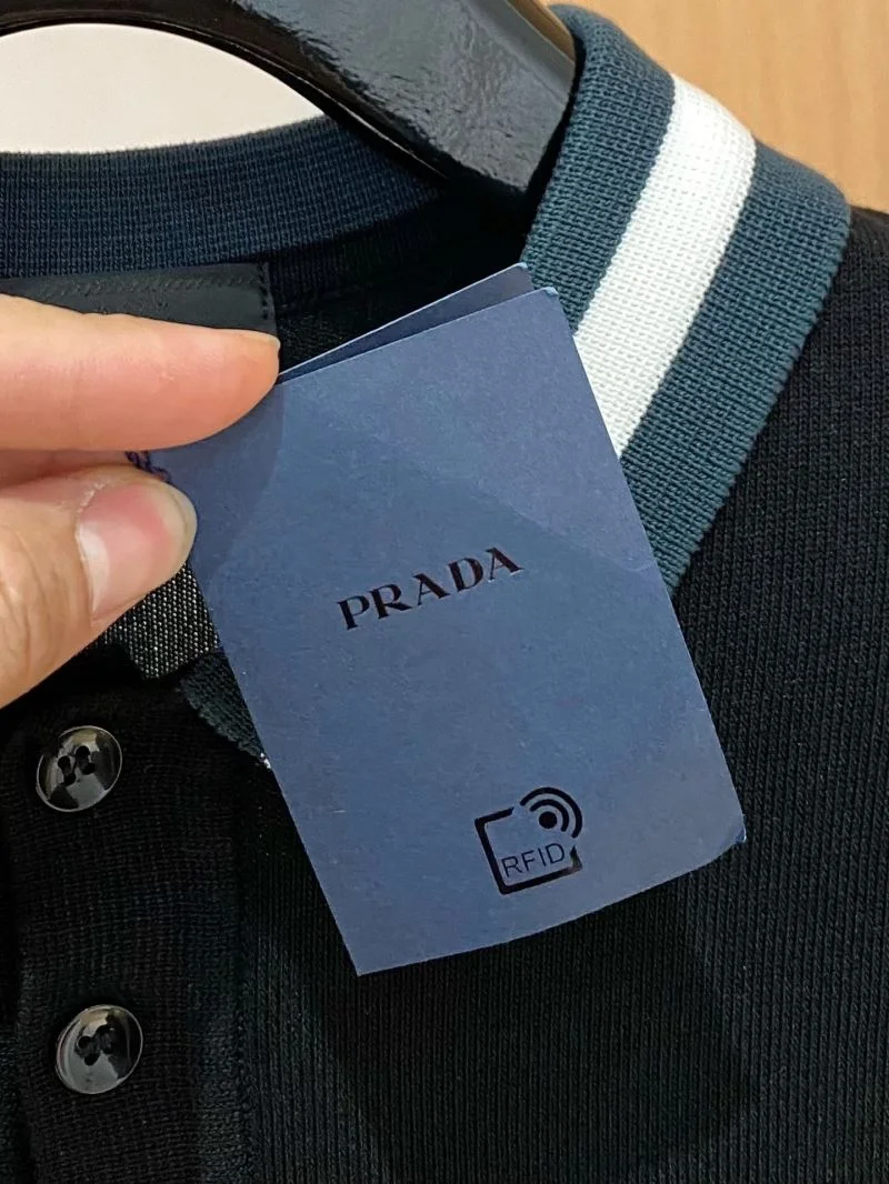 Prada T-Shirts Comfortable 166946