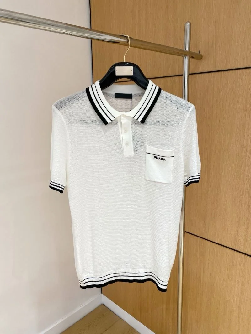 Prada T-Shirts Trendsetting 166981
