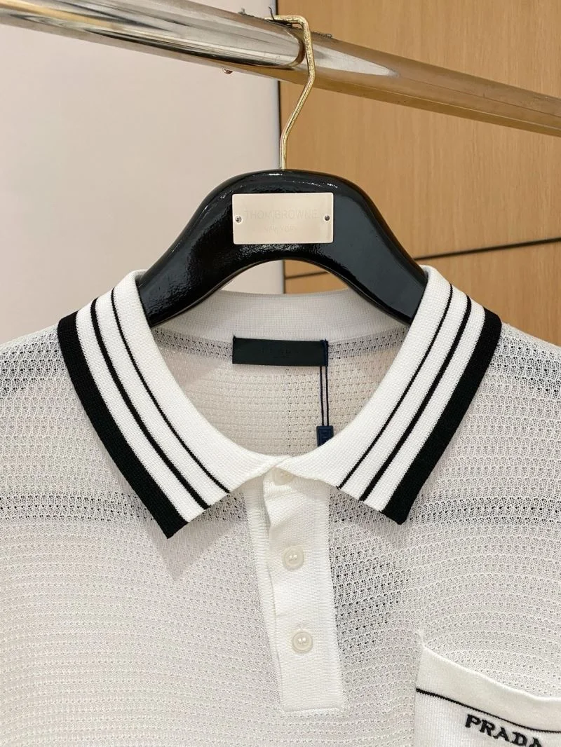 Prada T-Shirts Trendsetting 166981