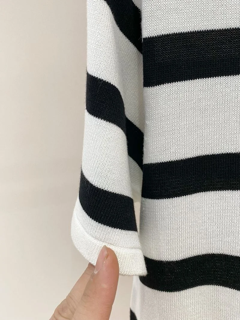 Prada T-Shirts Versatile 166938