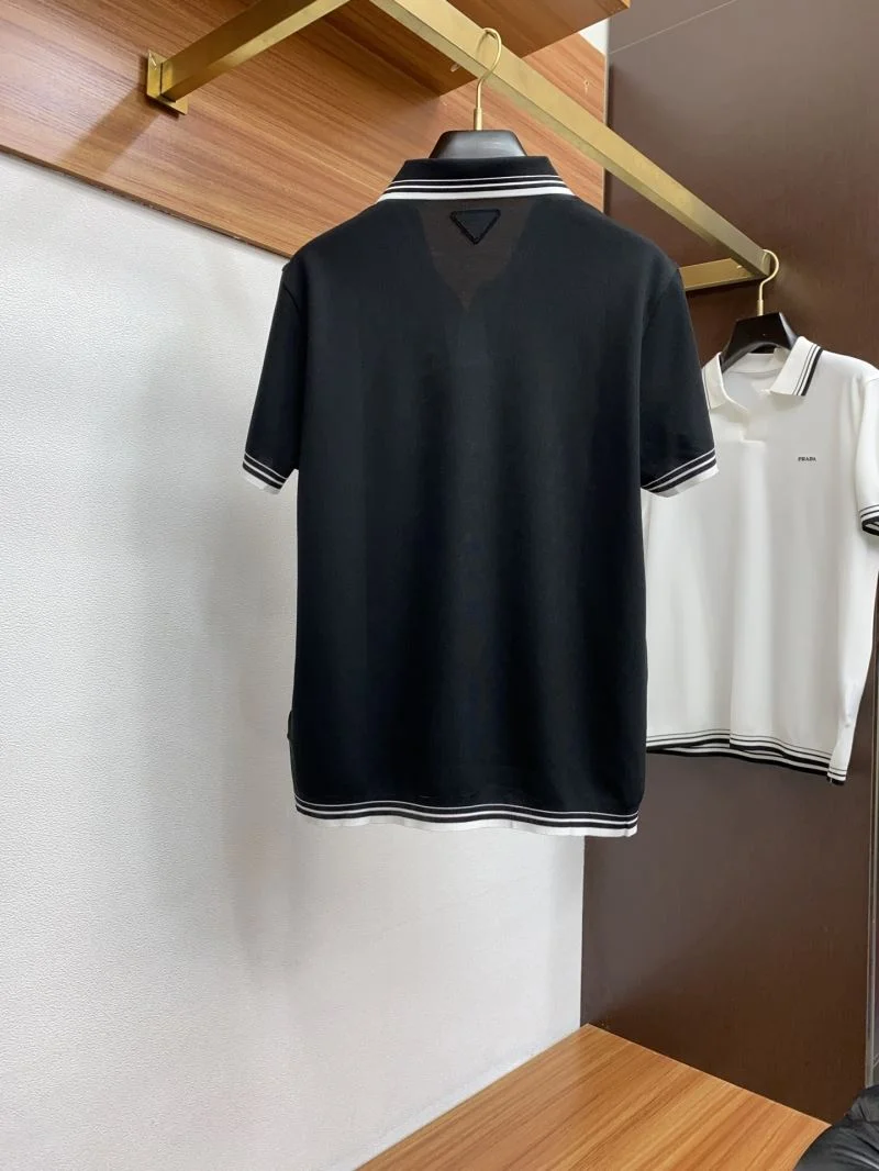 Prada T-Shirts Sleek 166931
