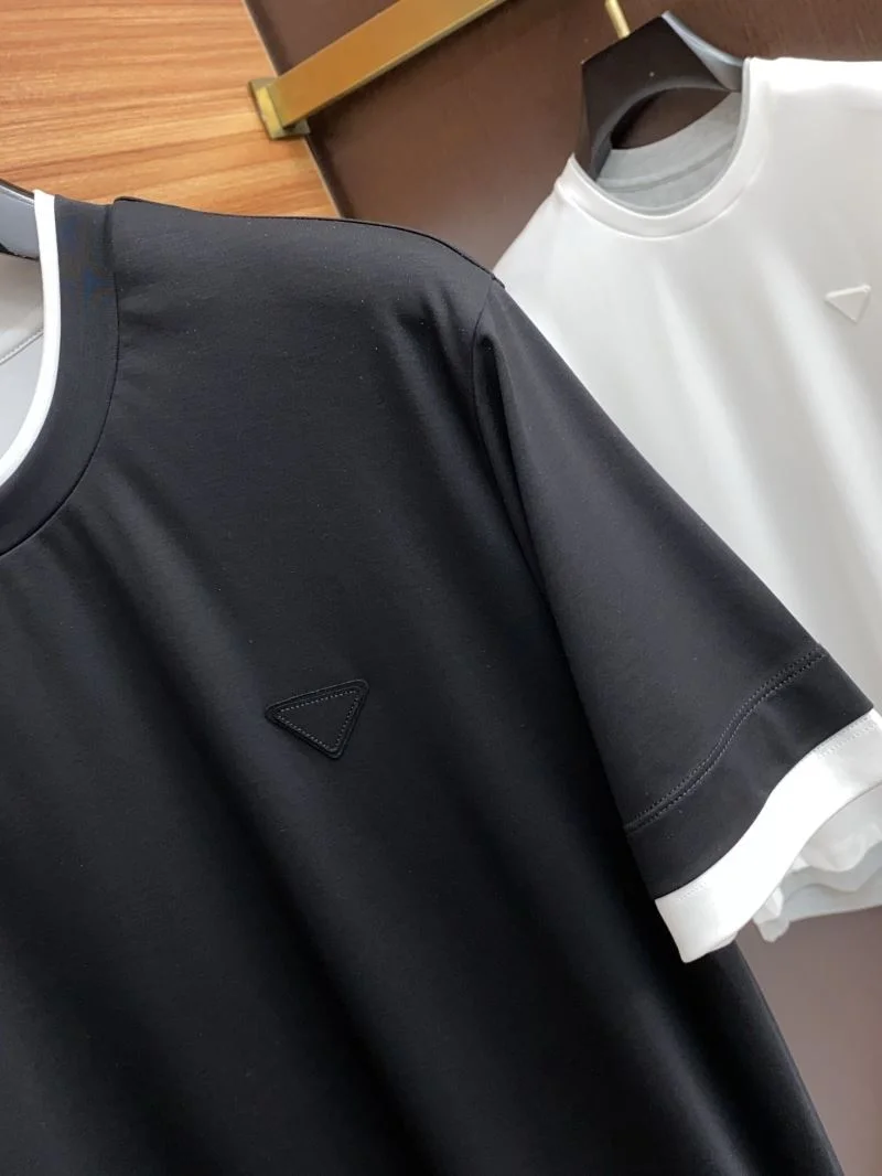 UrbanChic Prada T-Shirts 166925