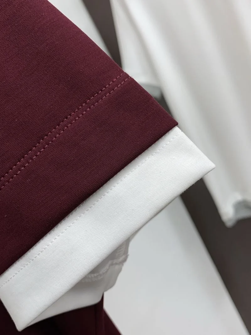Prada T-Shirts Elegant 166948