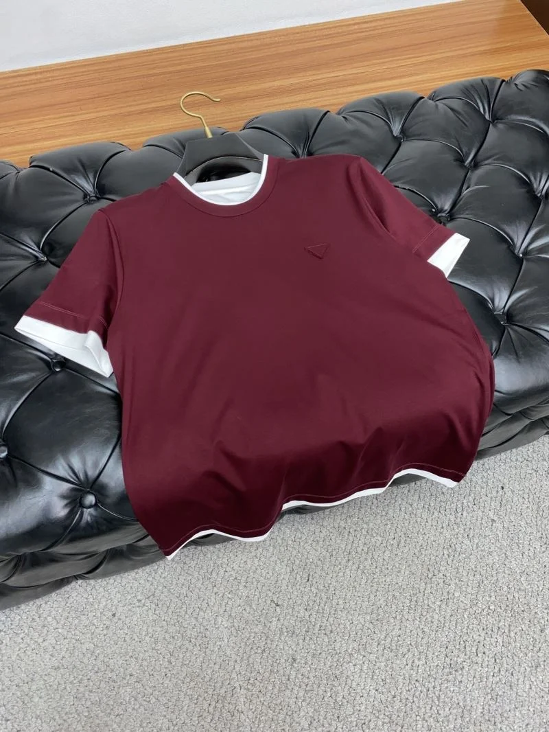 Prada T-Shirts Elegant 166948