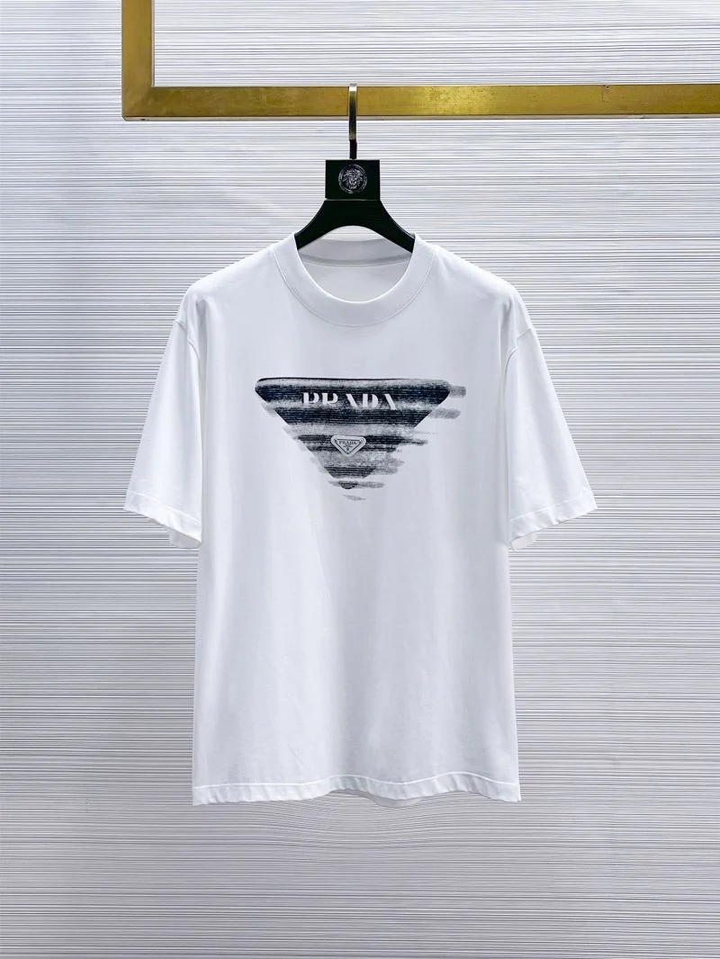 Stretchable Prada T-Shirts 165592
