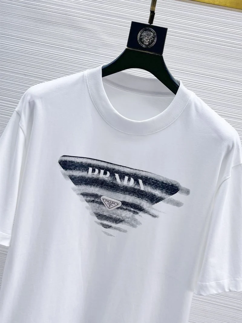 Stretchable Prada T-Shirts 165592