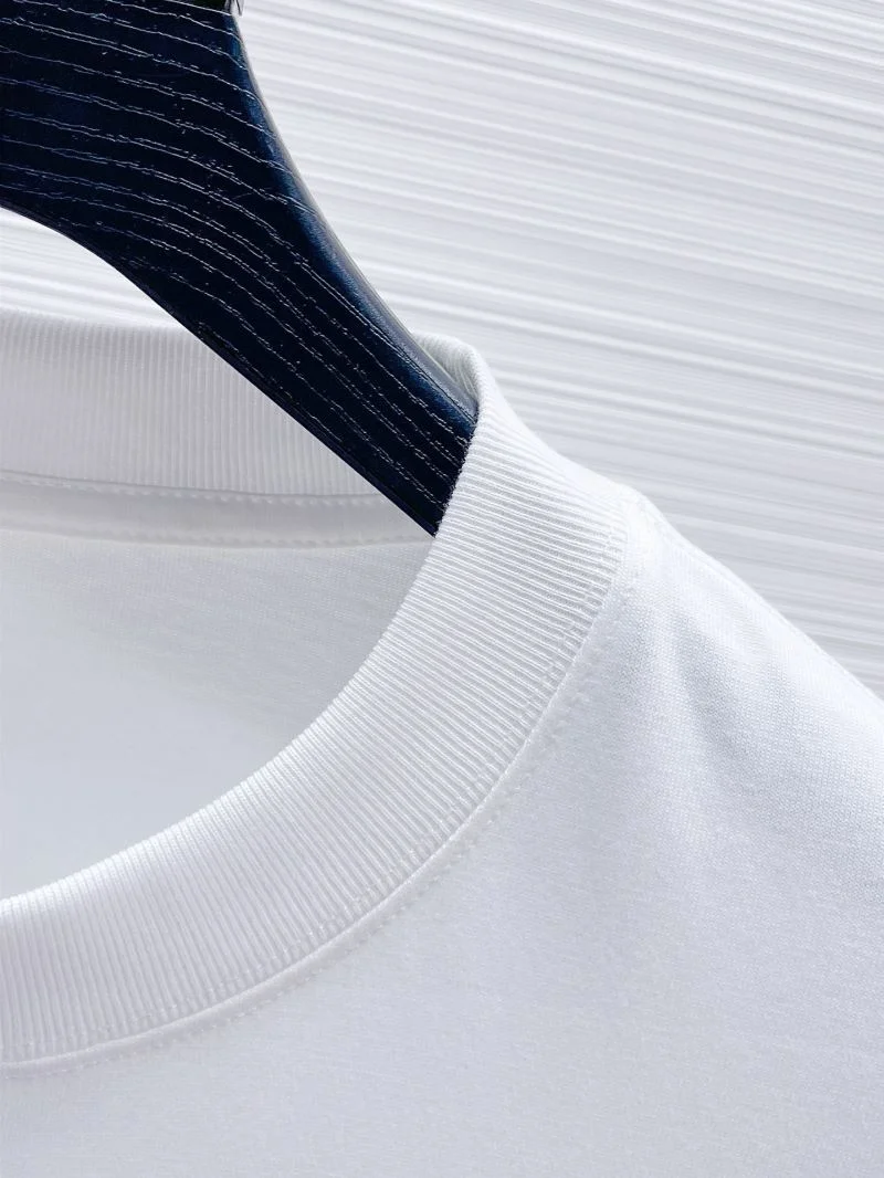 Stretchable Prada T-Shirts 165592