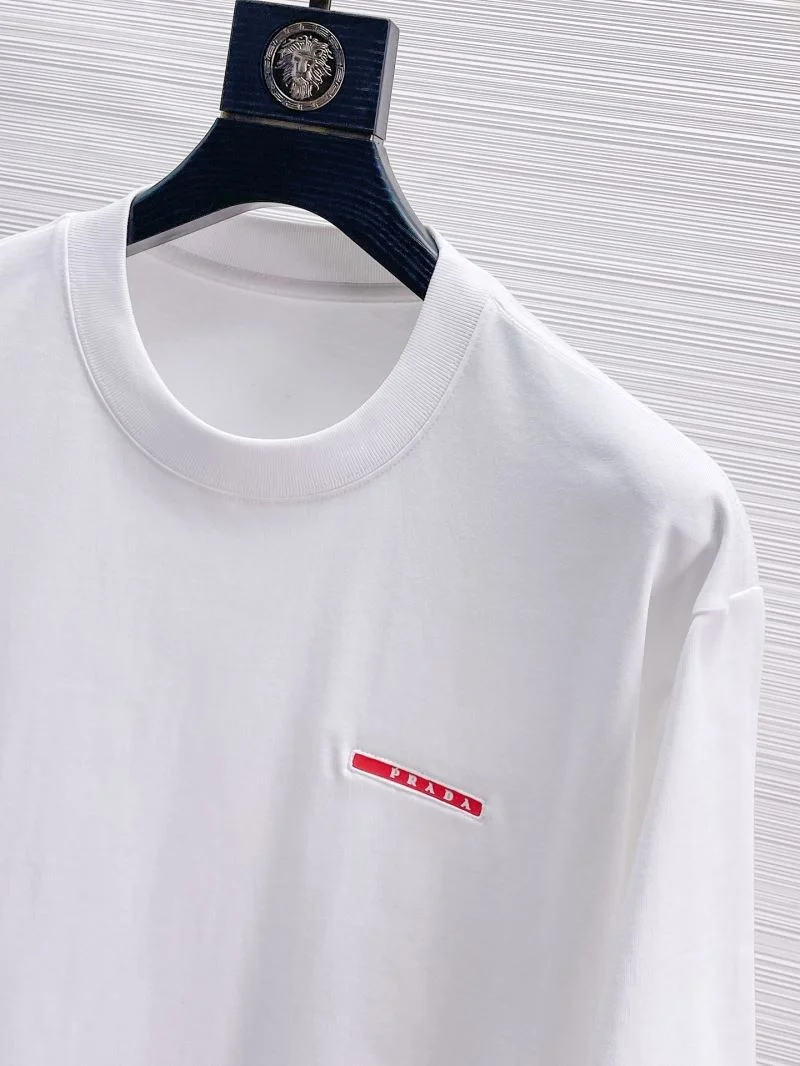 Snug Prada T-Shirts 166921