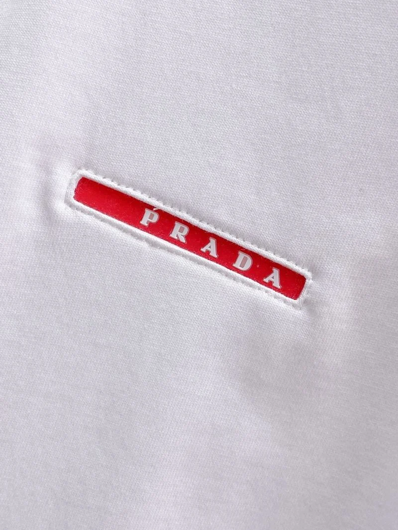 Snug Prada T-Shirts 166921