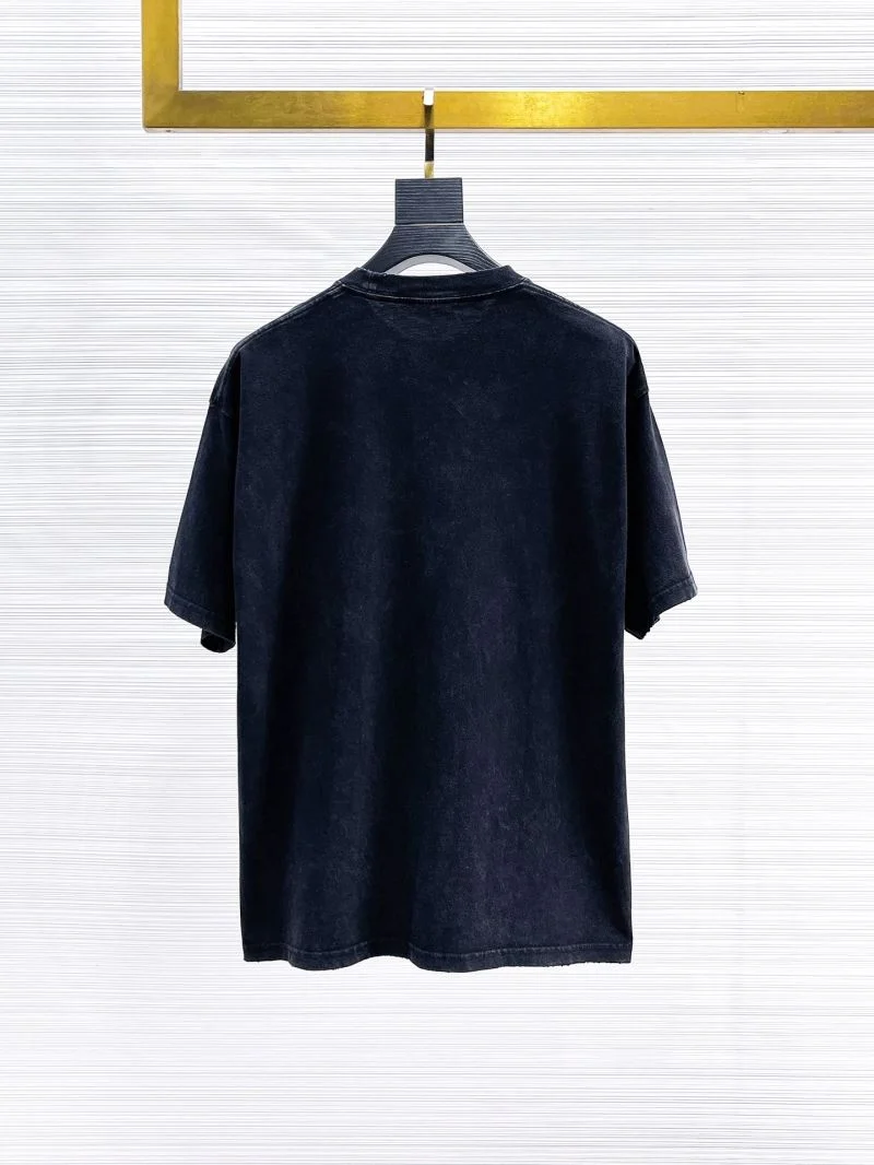 Trendsetting Prada T-Shirts 166986