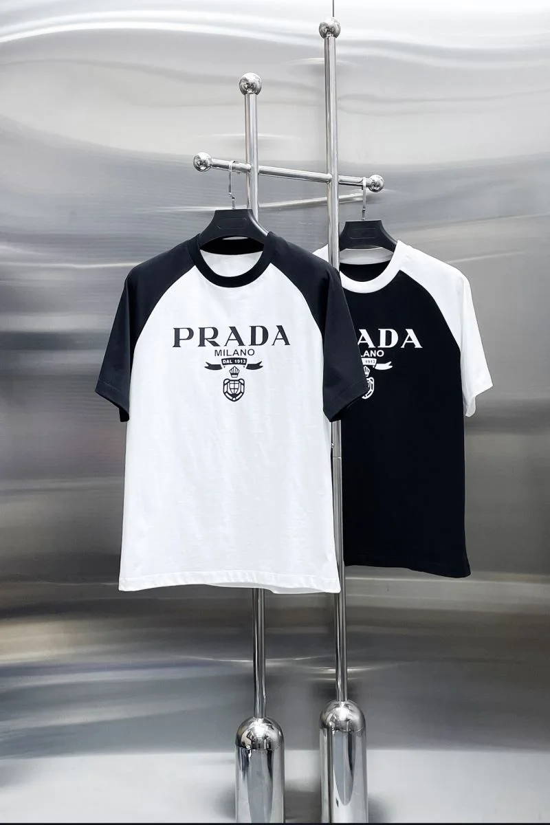 Lightweight Prada T-Shirts 166917
