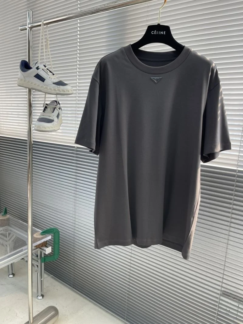 Prada T-Shirts Sophisticated 166941