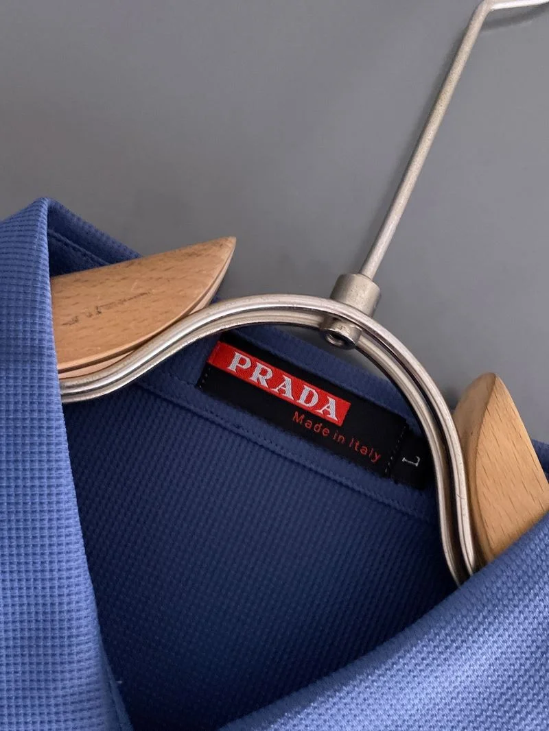 Neat Prada T-Shirts 166891