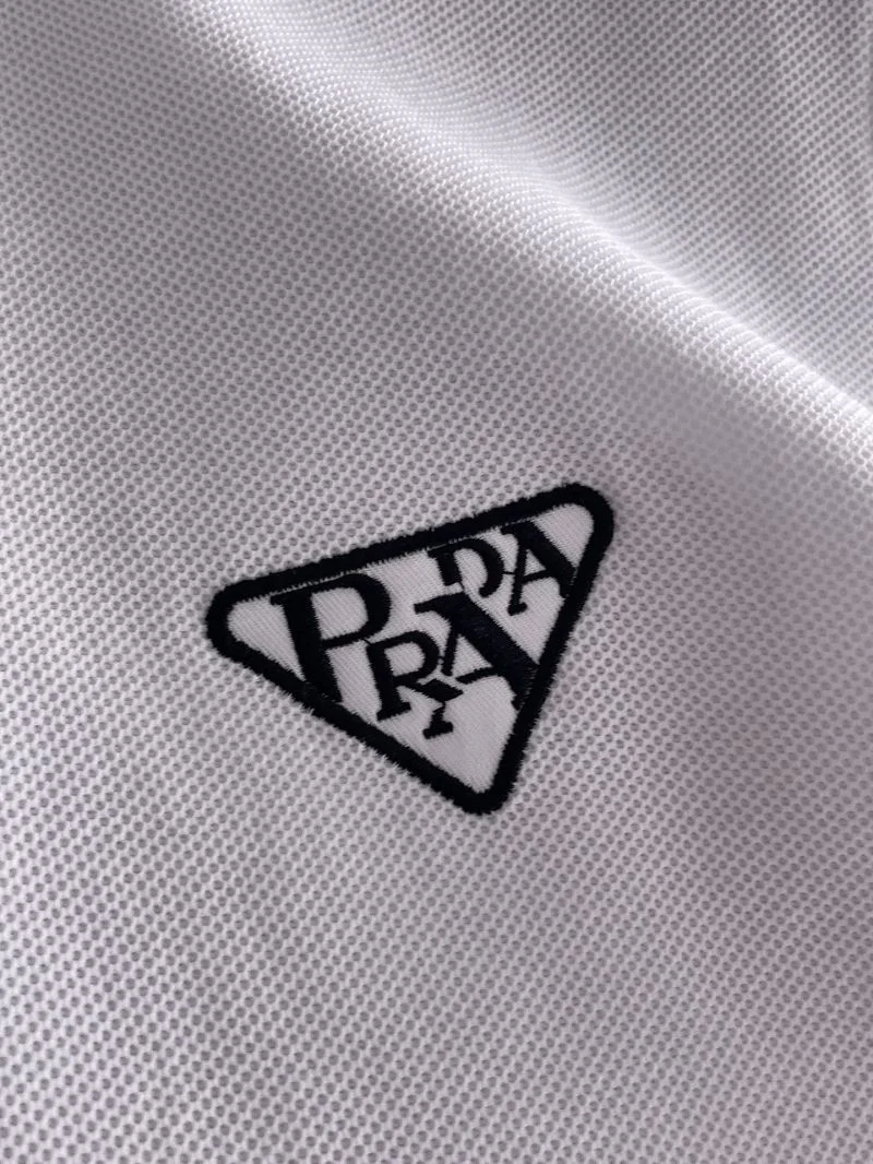 Prada T-Shirts Soft 166874