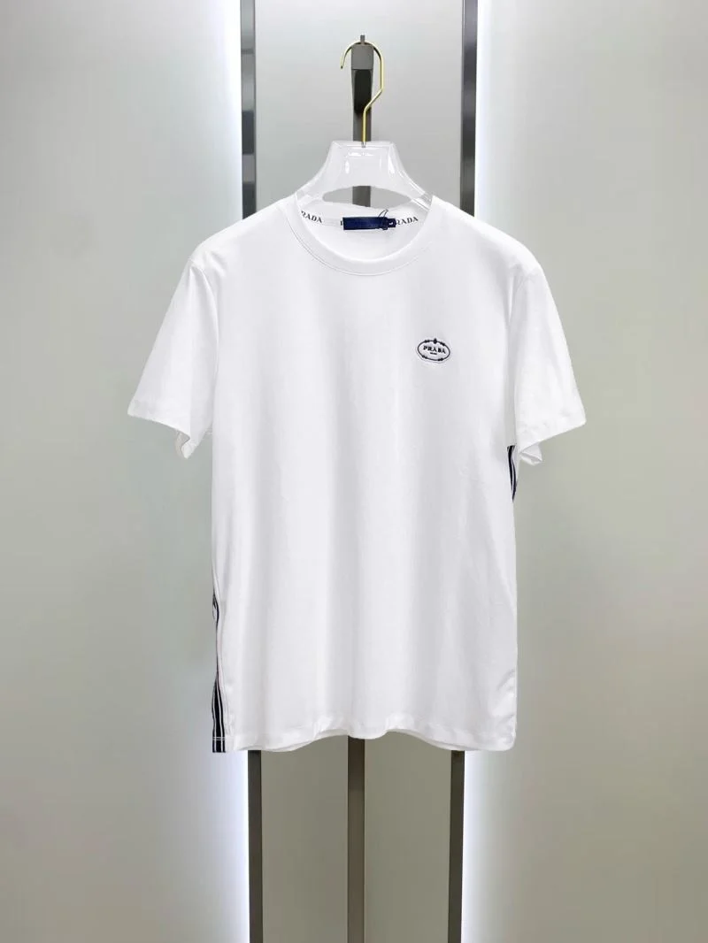 WellDesigned Prada T-Shirts 166882