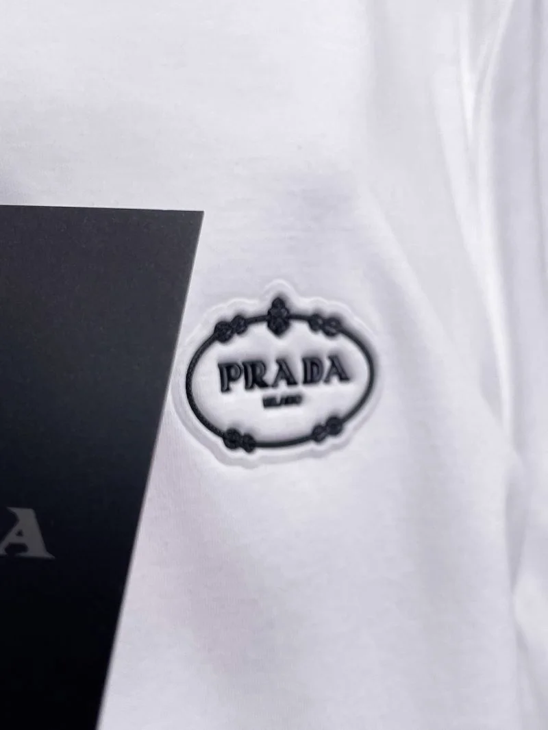 WellDesigned Prada T-Shirts 166882