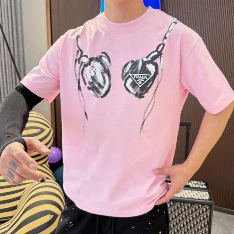 Functional Prada T-Shirts 166862
