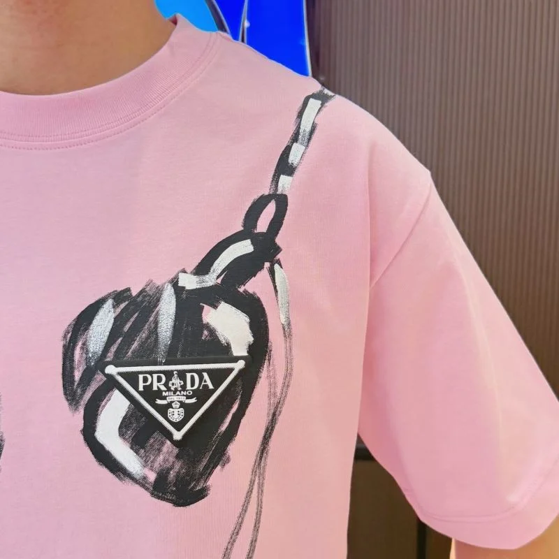 Functional Prada T-Shirts 166862