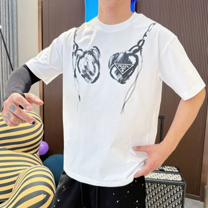 Lightweight Prada T-Shirts 166859