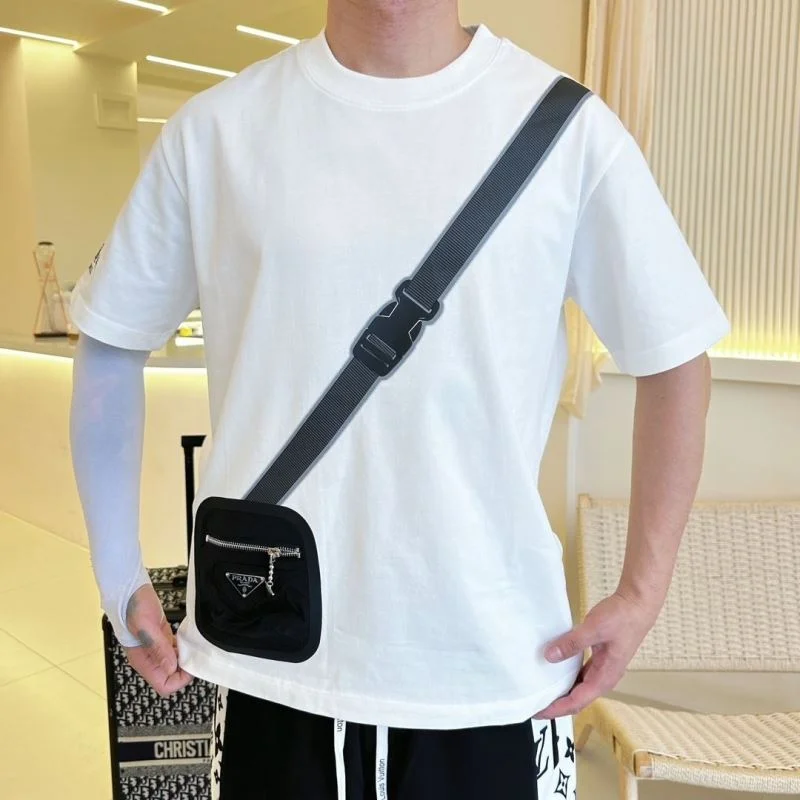 Prada T-Shirts Comfortable 166848