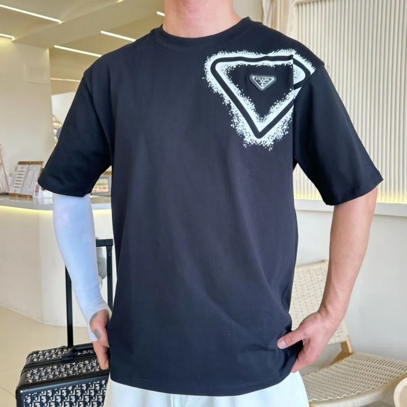Supportive Prada T-Shirts 166846