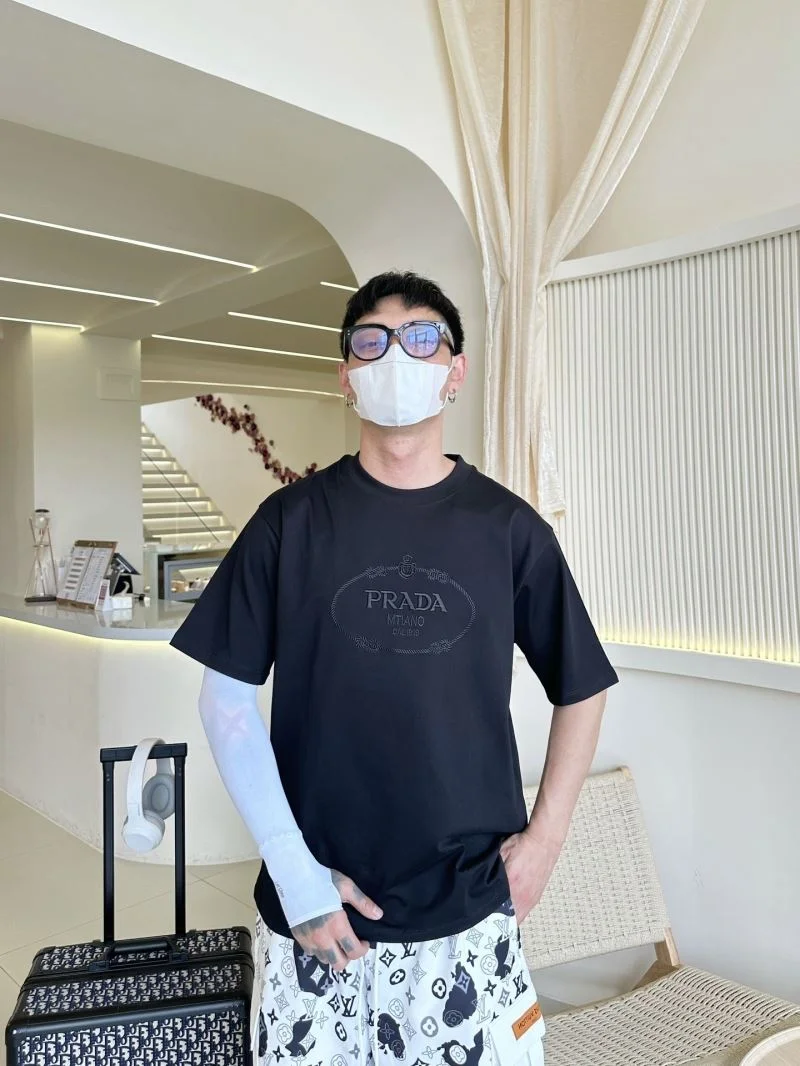 Prada T-Shirts GoAnywhere 166847