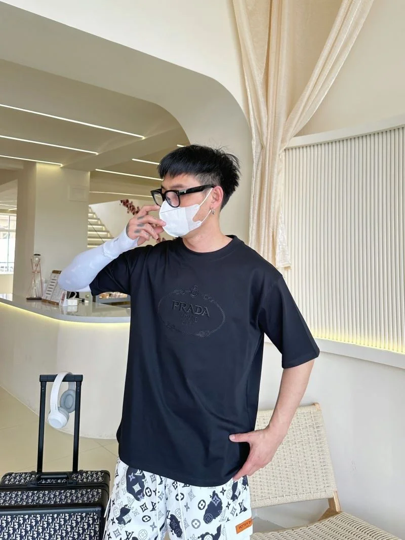 Prada T-Shirts GoAnywhere 166847