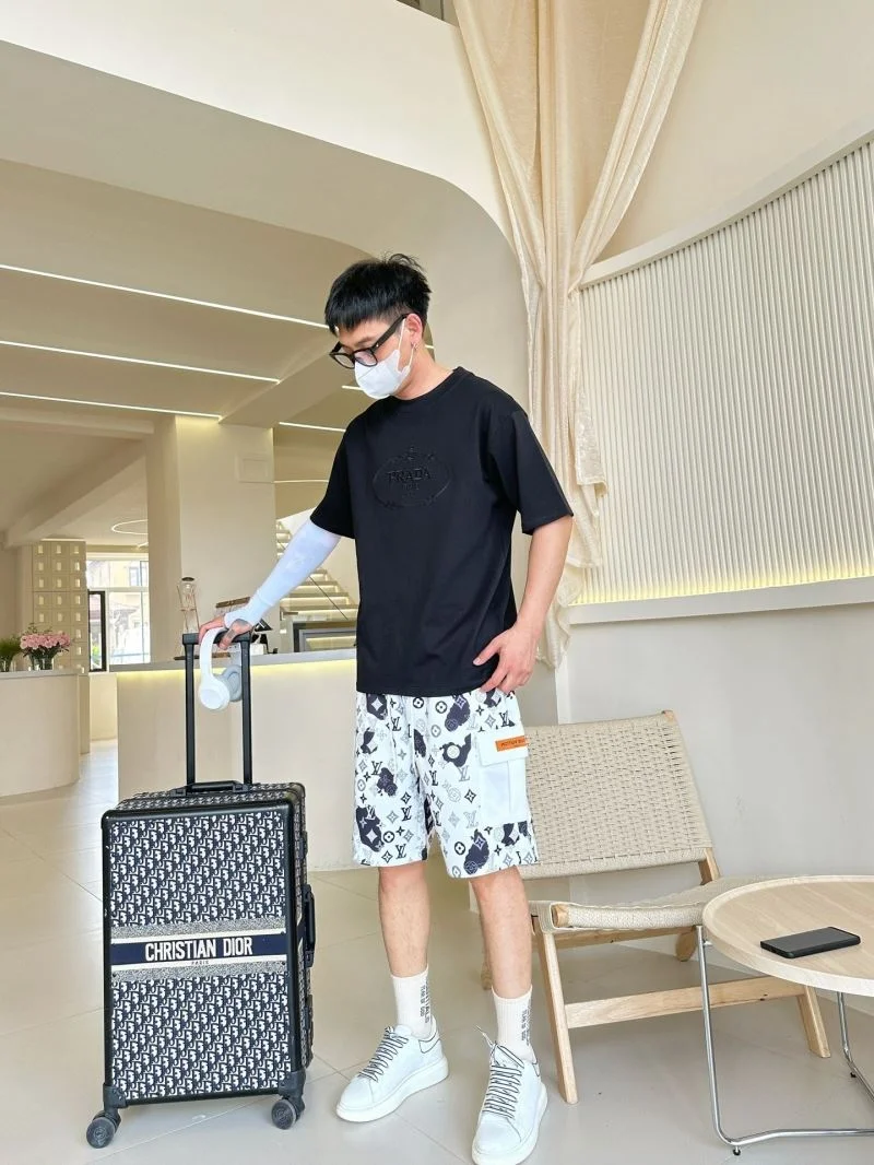 Prada T-Shirts GoAnywhere 166847