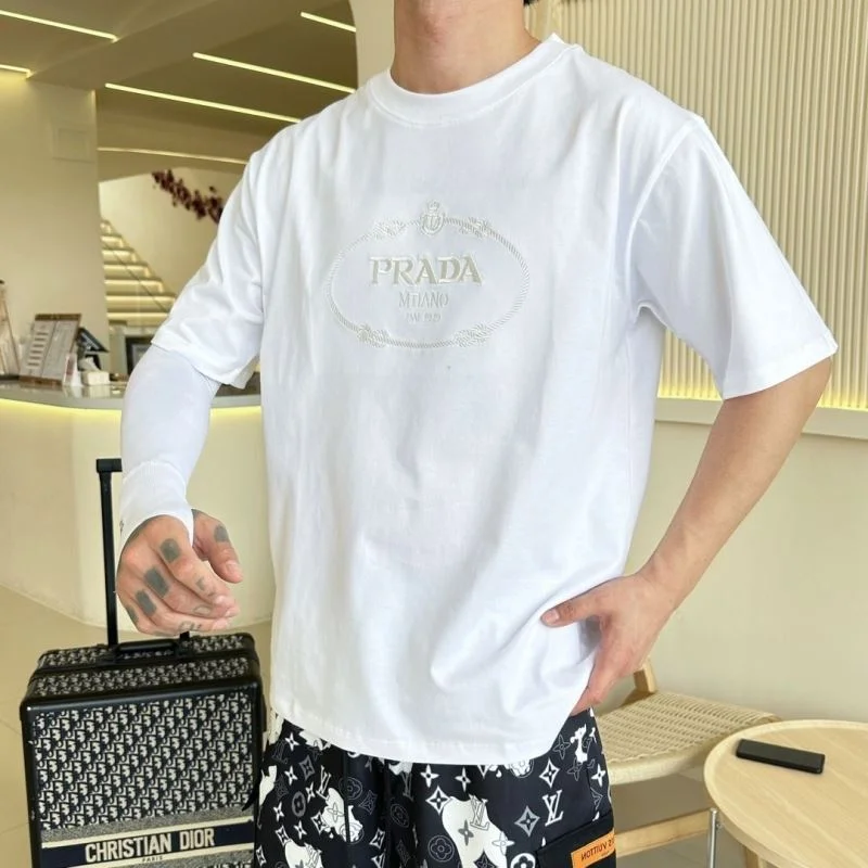 Stylish Prada T-Shirts 166849