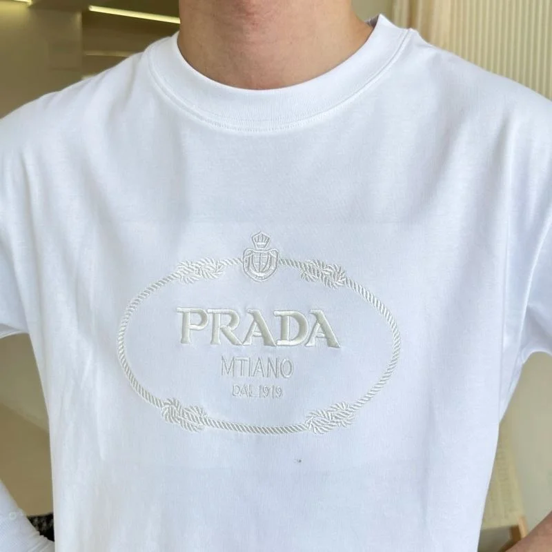 Stylish Prada T-Shirts 166849
