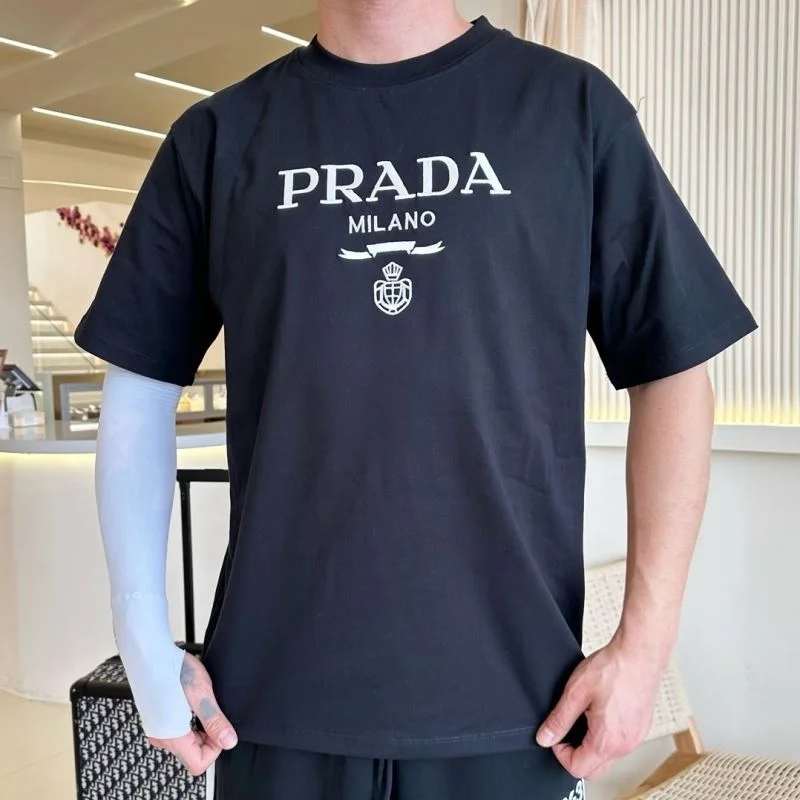 Snug Prada T-Shirts 166838