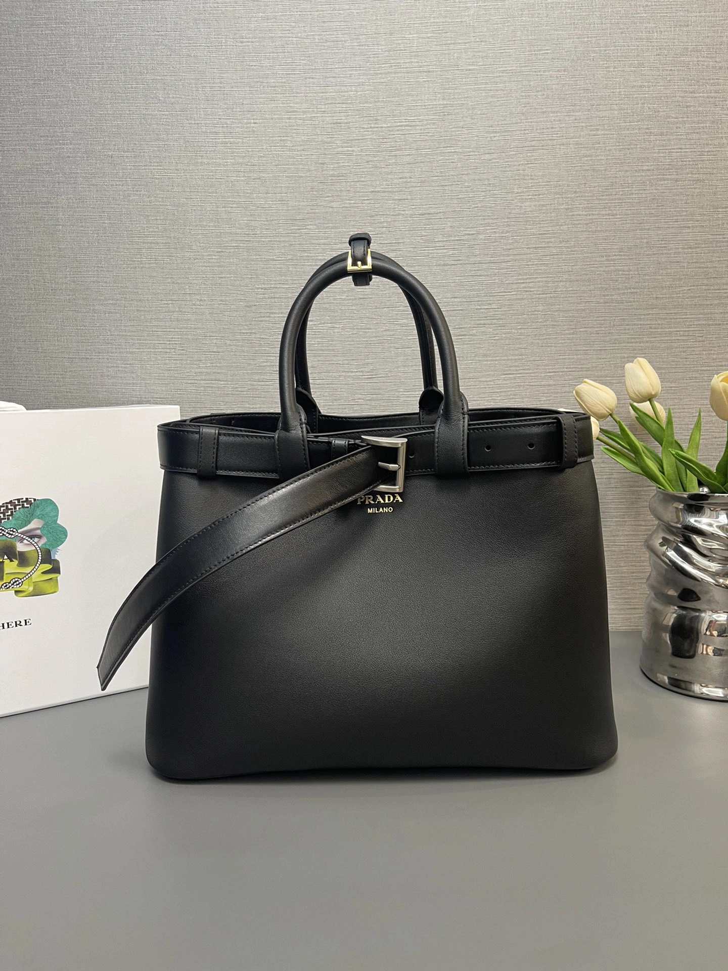 WellDesigned Prada Top Handle Bags 73640