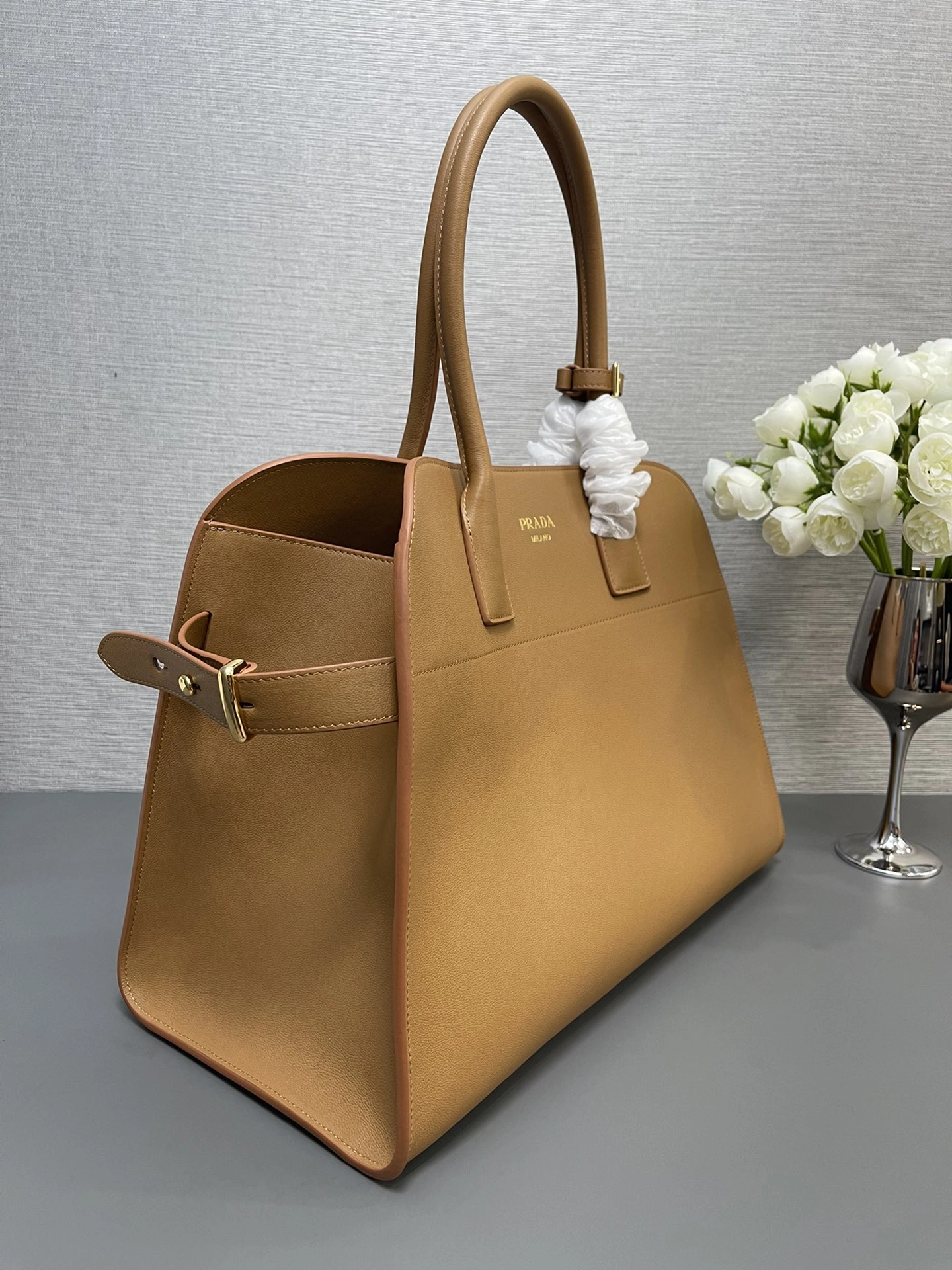 Stretchable Prada Top Handle Bags 73637