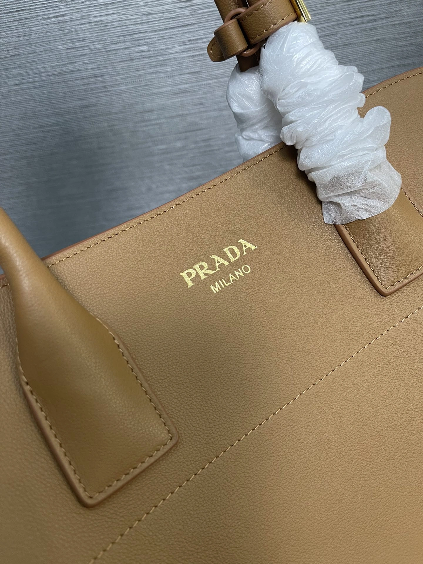 Stretchable Prada Top Handle Bags 73637