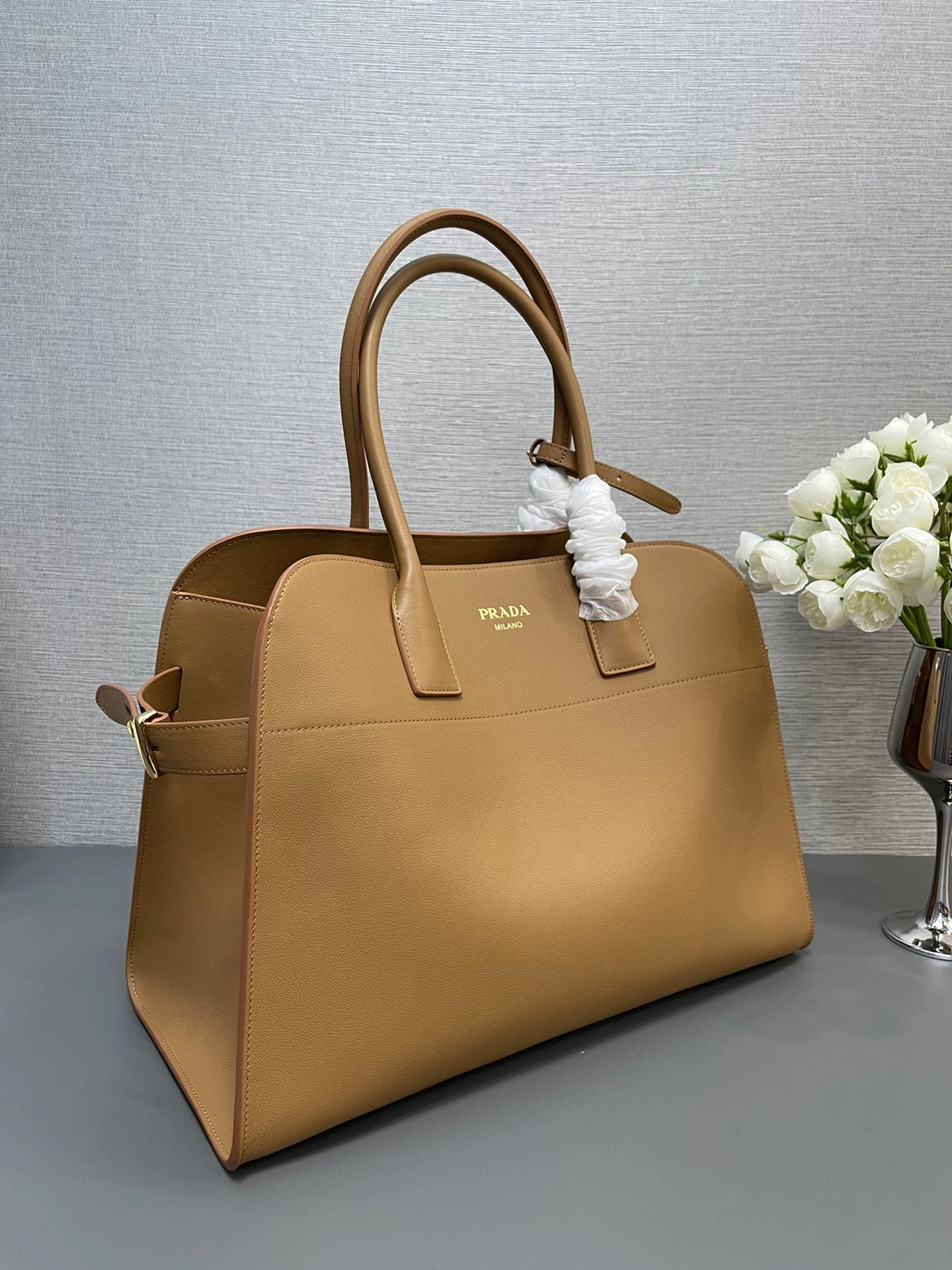 Stretchable Prada Top Handle Bags 73637