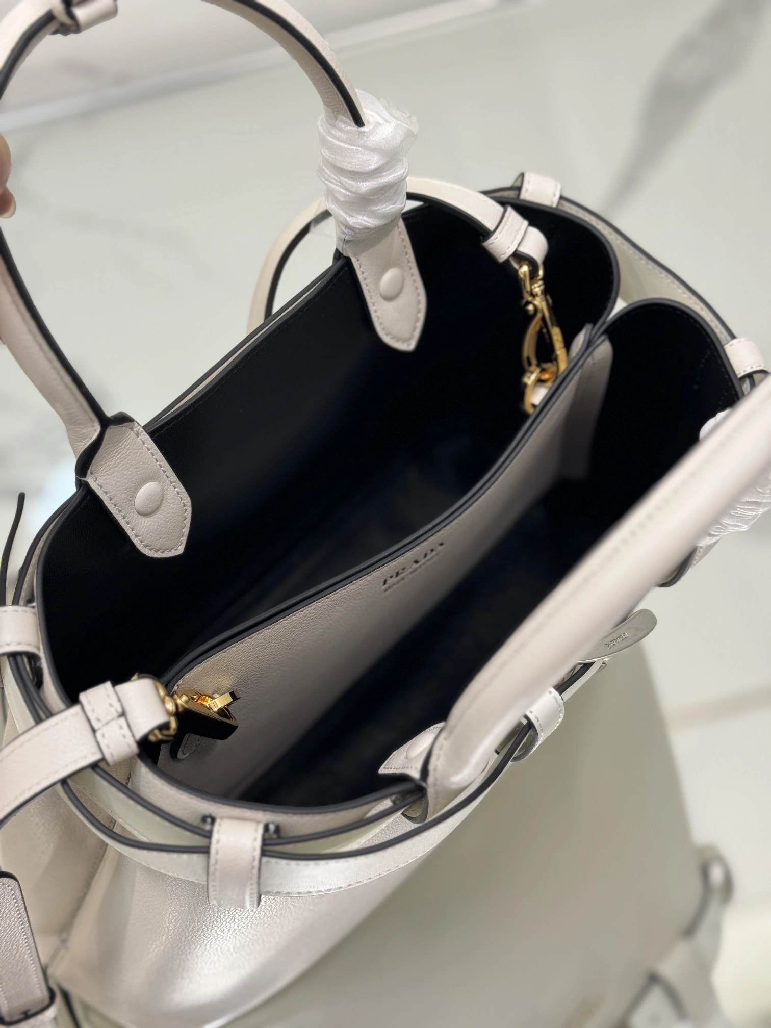 ZeroBulk Prada Top Handle Bags 73632