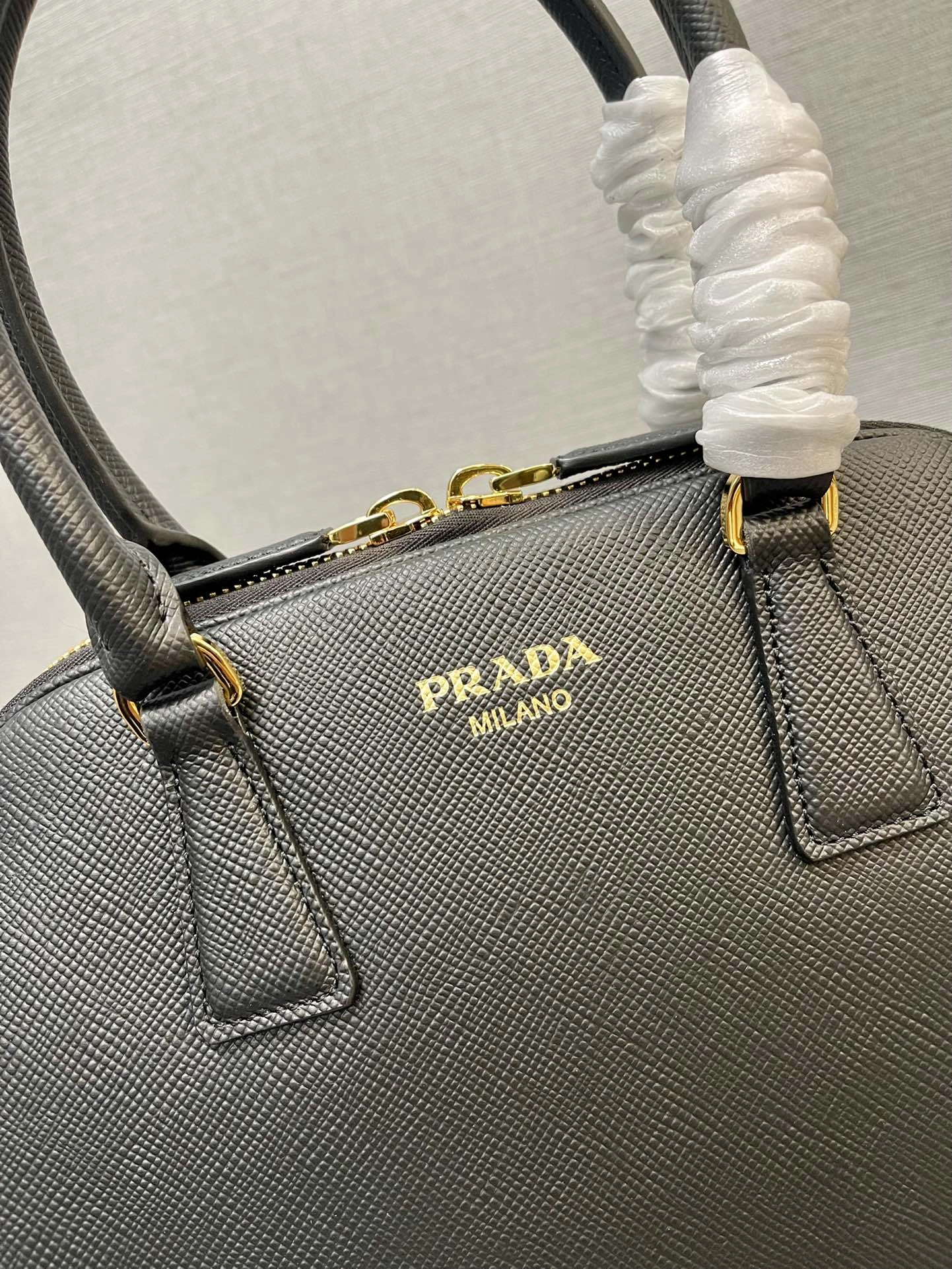Trendy Prada Top Handle Bags 71639