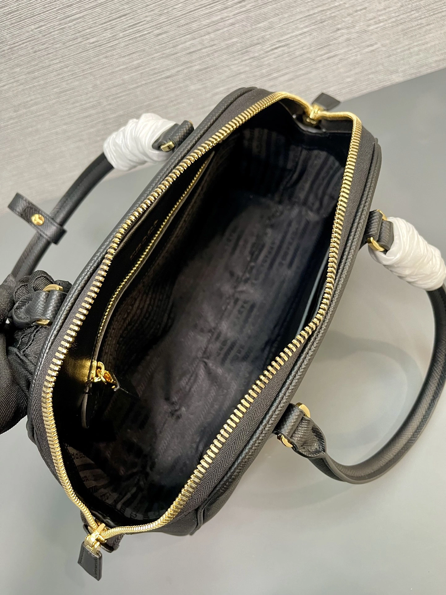 Trendy Prada Top Handle Bags 71639